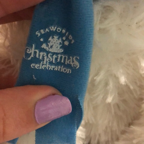 Sea world Christmas polar bear - Picture 3 of 3